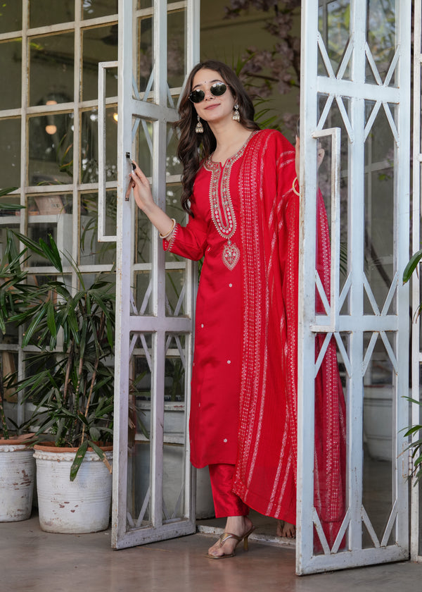 Beautiful Red Viscose Chanderi Fabric Kurtis Pant Set