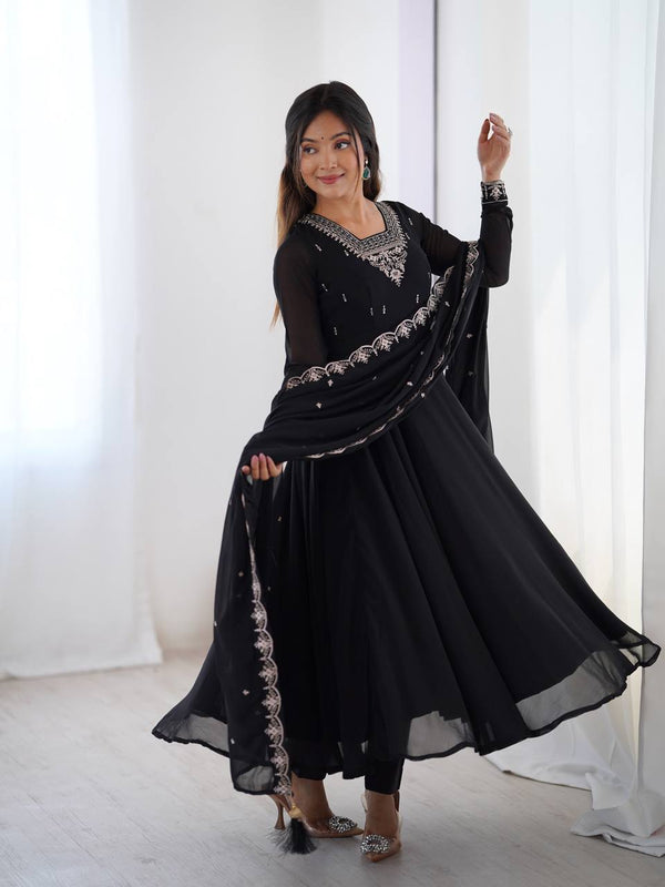Black Pure Soft Fox Georgette Fabric Fully Flair Anarkali Salwar Suit