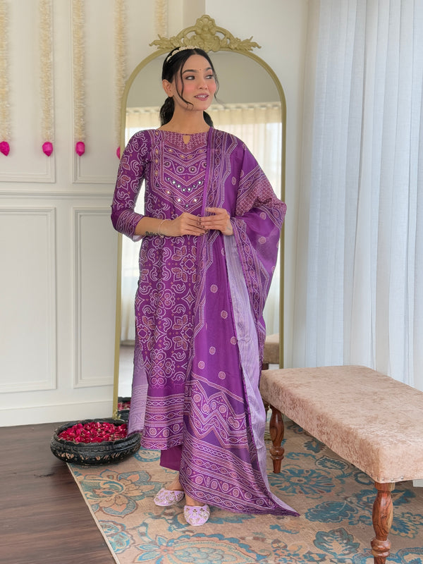 Beautiful Purple Franch Crepe Fabric Kurtis Pant Set