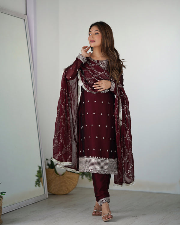 MAROON BEAUTIFUL PURE BLOOMING RANGOLI SILK FABRIC STRAIGHT FIT KURTA WITH DUPPTA SET (Copy)