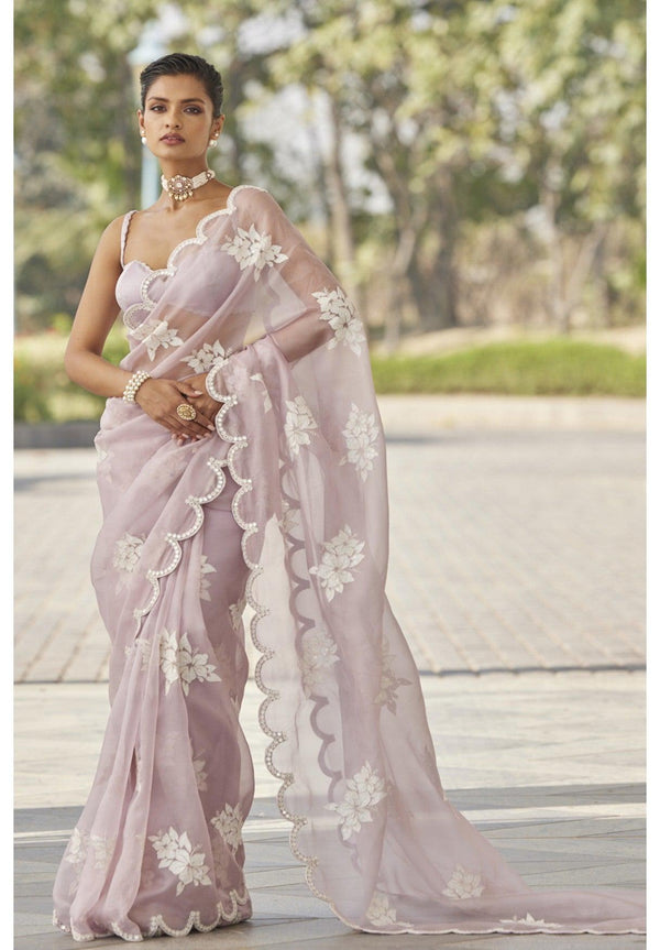 Fabulous Zimmy Chhu With Multi Thread  And Cut Work Border